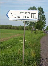 Muzeum Ludowe Sromow01.jpg