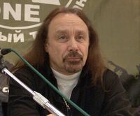 Ian Hill.jpg