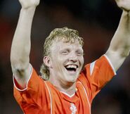 Kuyt (2).jpg